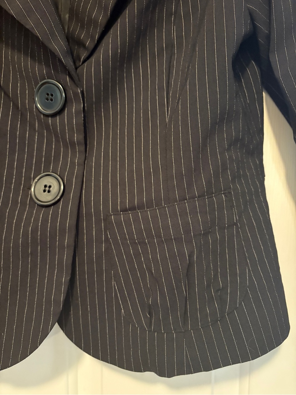 Robert Louis Black Pinstripe Tailored Women's Blazer - Picture 2 of 3